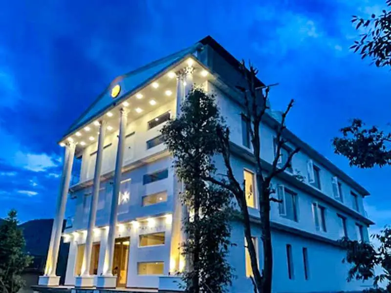 Hotels in Dalhousie – Best Stays in the Himalayan Hills